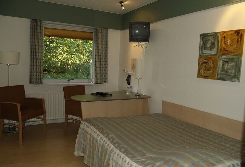 فندق Rold Storkro