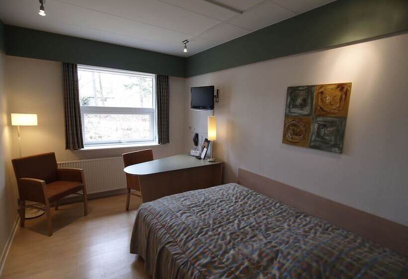 בית מלון כפרי Rold Storkro