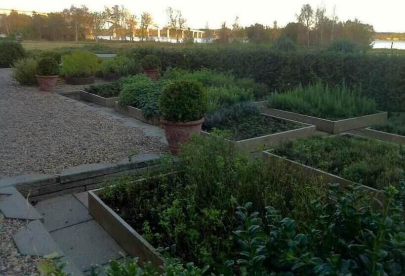 호텔 Sallingsund Færgekro