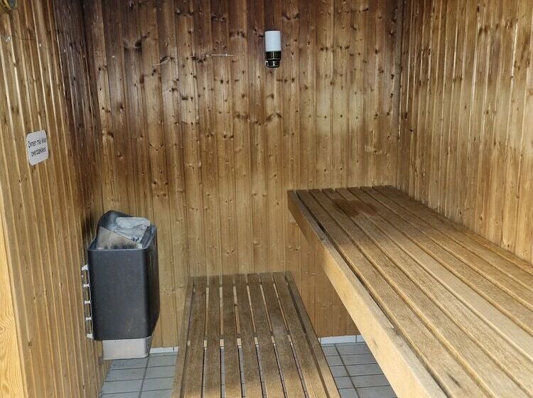 酒店 Scandic Aalborg øst