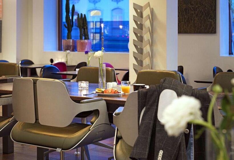 בית מלון כפרי Scandic Front