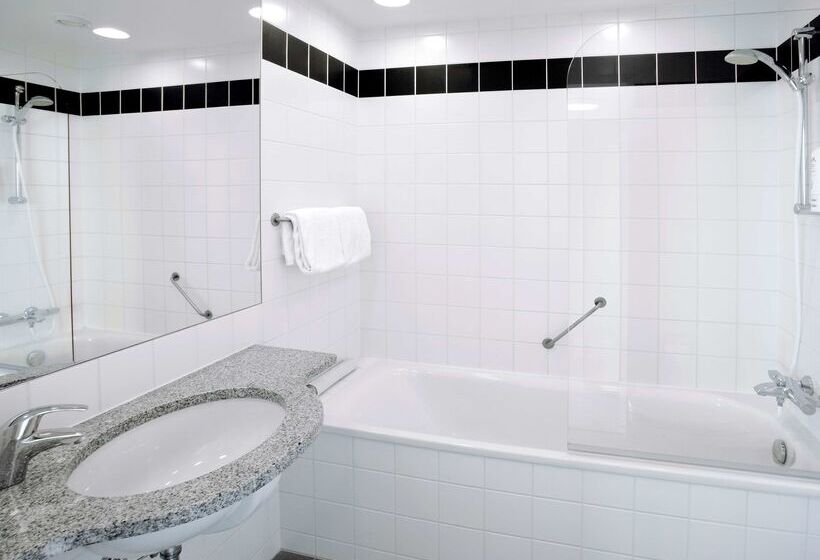 בית מלון כפרי Scandic Olympic