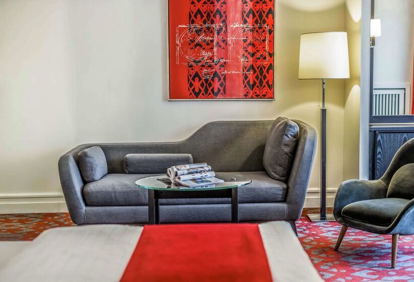 Отель Scandic Palace