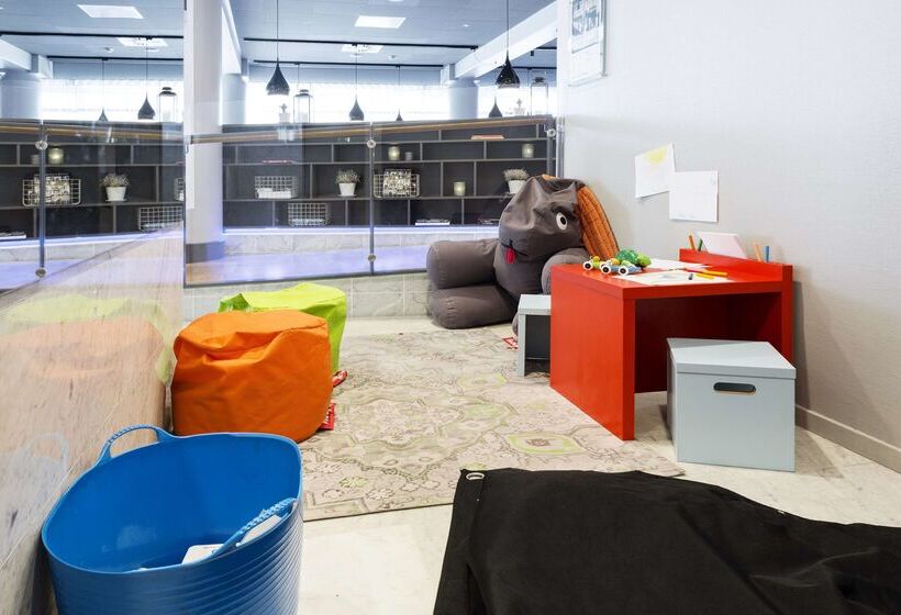 Отель Scandic Regina