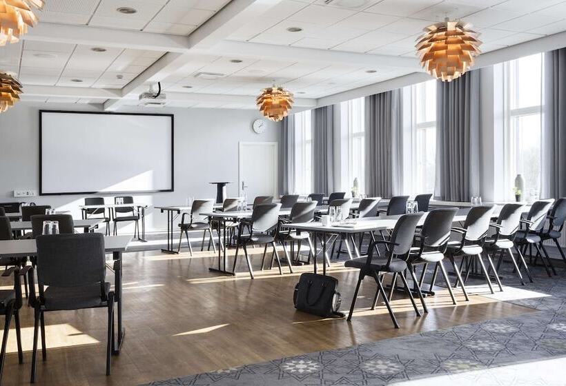 Отель Scandic Regina