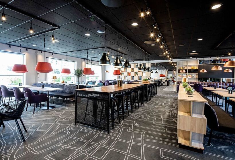 Отель Scandic Roskilde Park