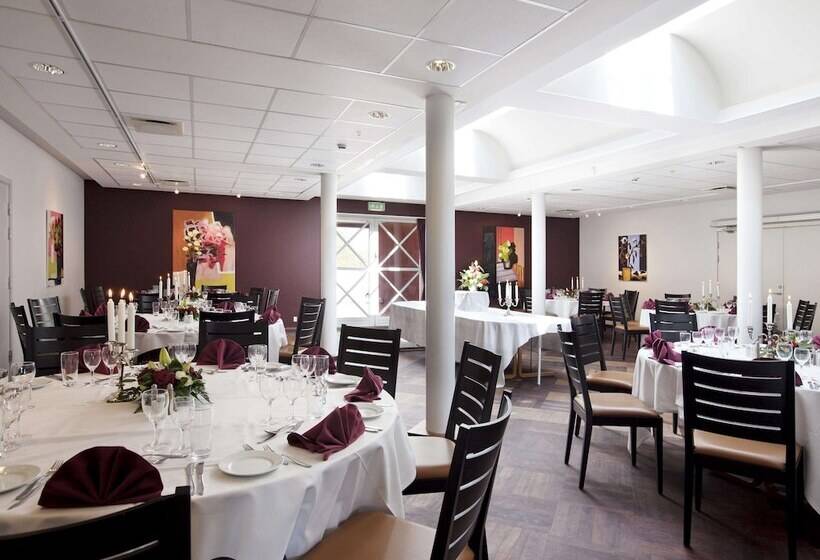 Отель Scandic Roskilde Park