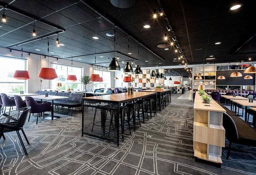 هتل Scandic Roskilde Park