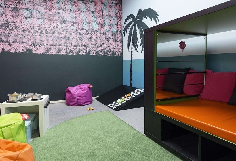 Отель Scandic Roskilde Park