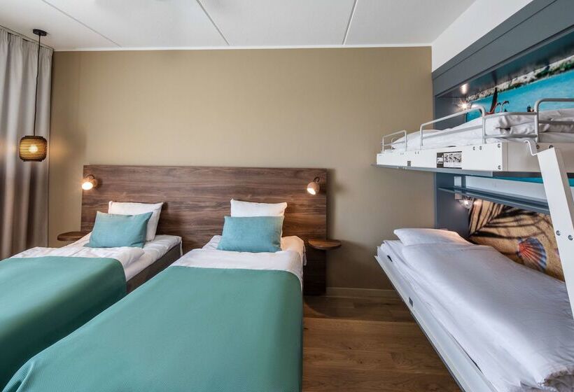 Quality Hotel The Reef