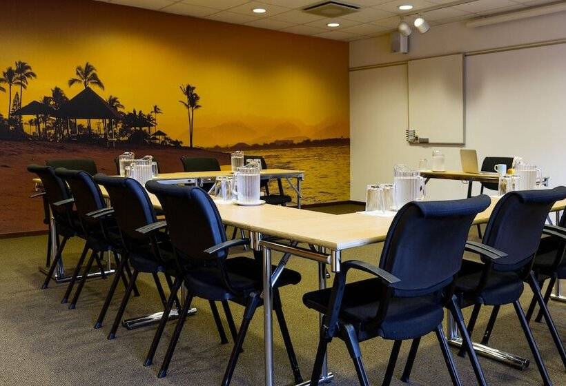 Quality Hotel The Reef