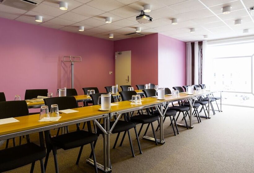 Quality Hotel The Reef