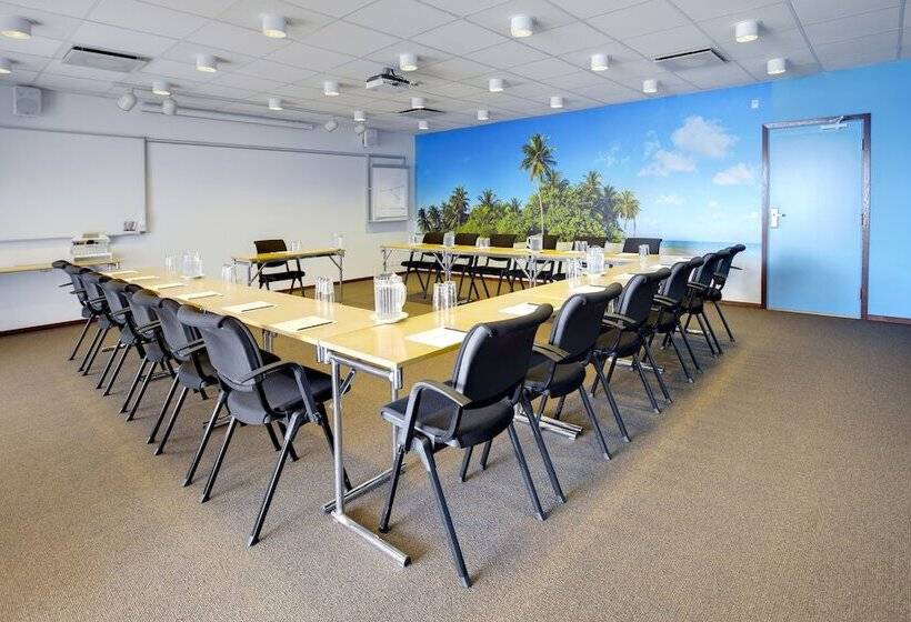 Quality Hotel The Reef