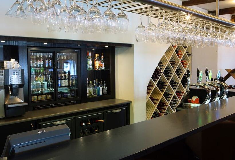 Quality Hotel The Reef