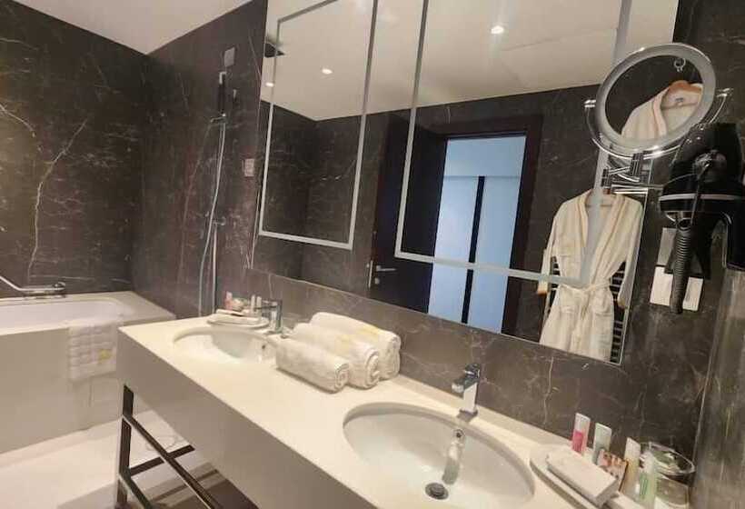 Seybouse Hotel & Spa