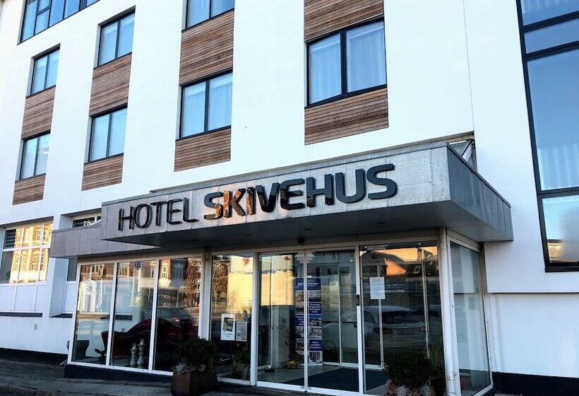 ホテル Skivehus