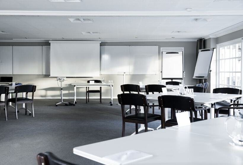 בית מלון כפרי Skjalm Hvide