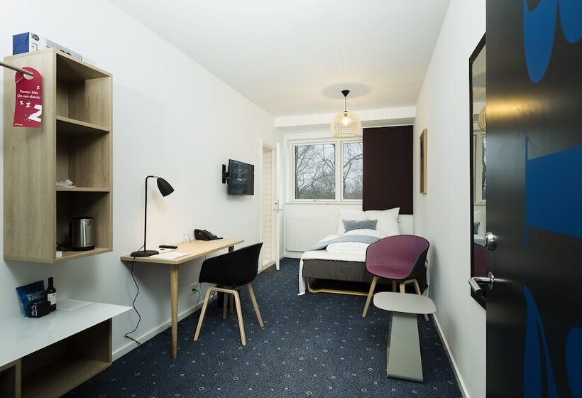 בית מלון כפרי Strandparken