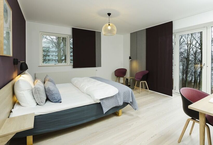 בית מלון כפרי Strandparken