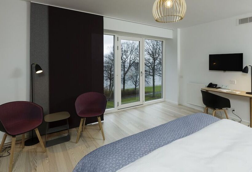 בית מלון כפרי Strandparken