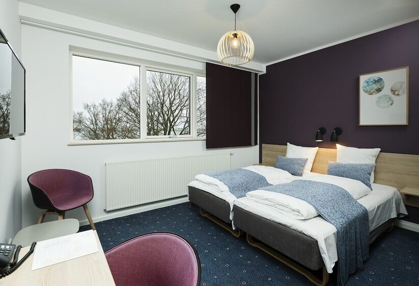 בית מלון כפרי Strandparken