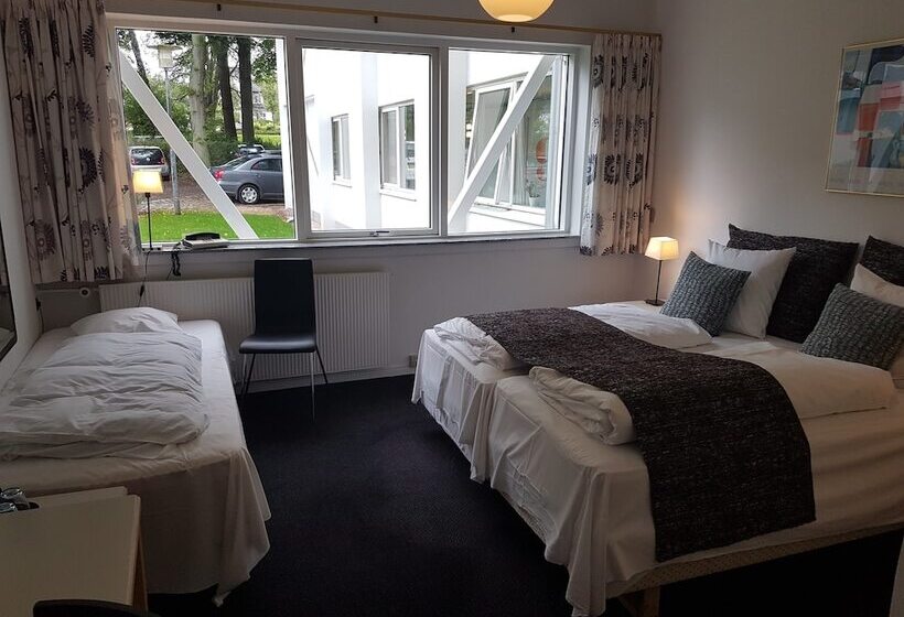 בית מלון כפרי Strandparken