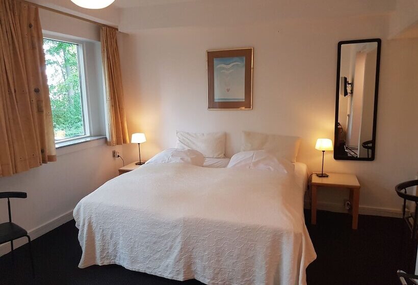 בית מלון כפרי Strandparken