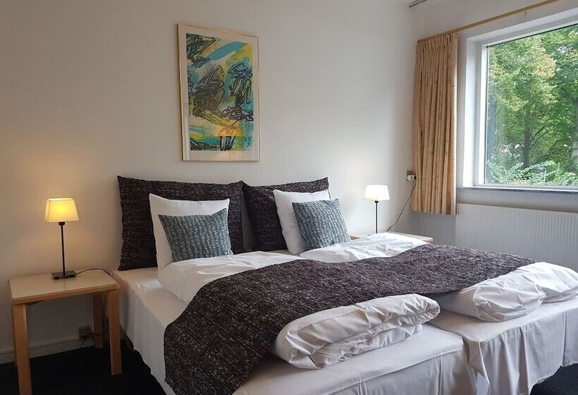 בית מלון כפרי Strandparken