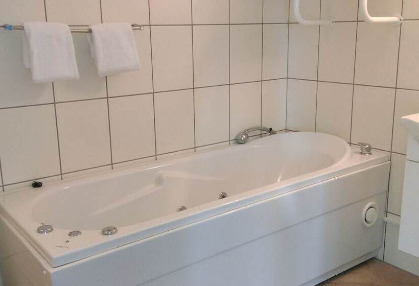 בית מלון כפרי Strandparken