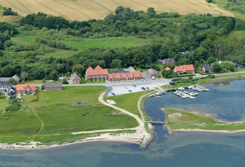 فندق Tambohus Kro & Bade