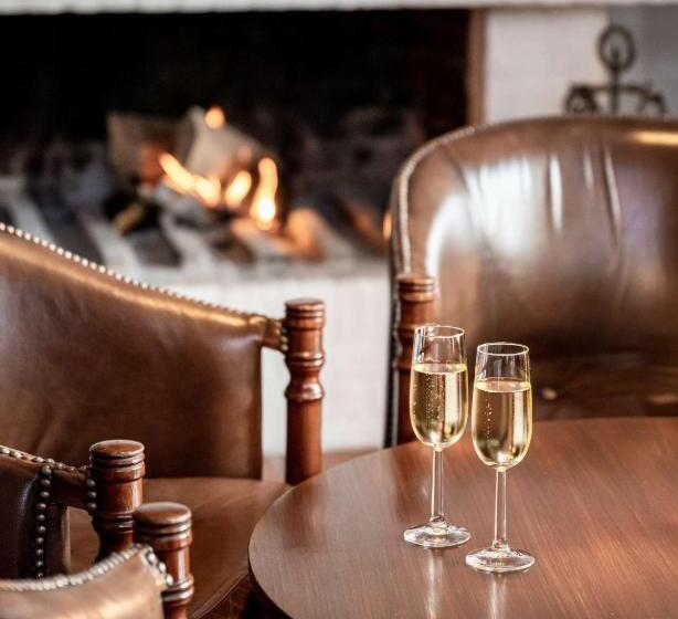 فندق Tambohus Kro & Bade