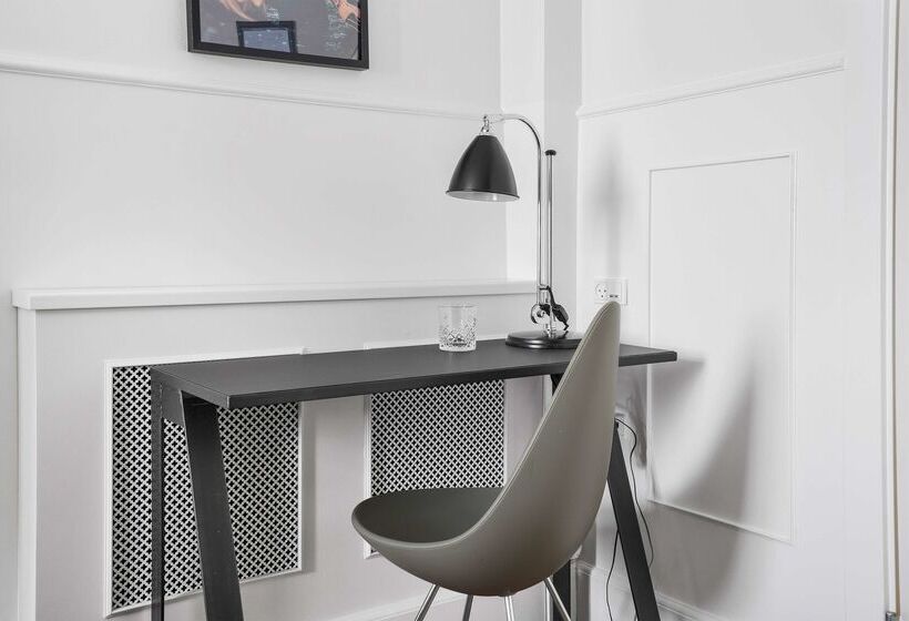 Отель The Huxley Copenhagen, Bw Premier Collection