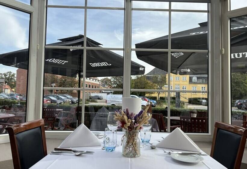 ホテル Tønderhus