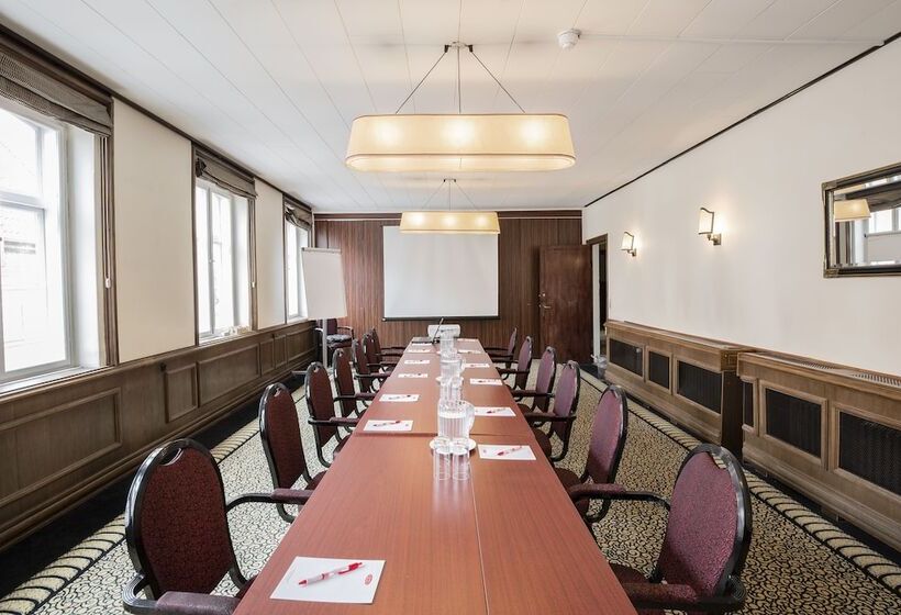 בית מלון כפרי Vinhuset