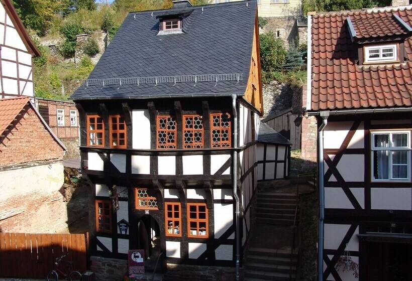 Отель Zum Burgergarten