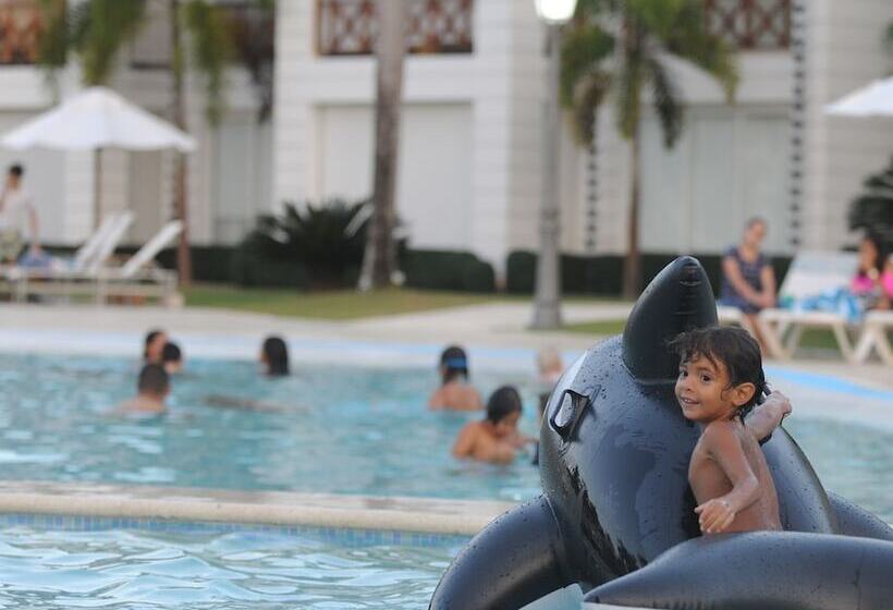 אתר נופש Riviera Azul