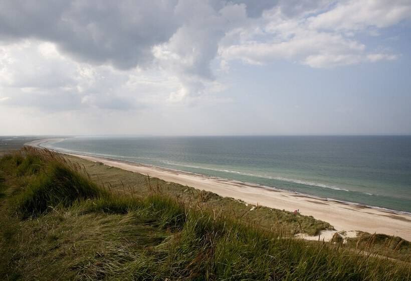 Strandhotel Klitrosen