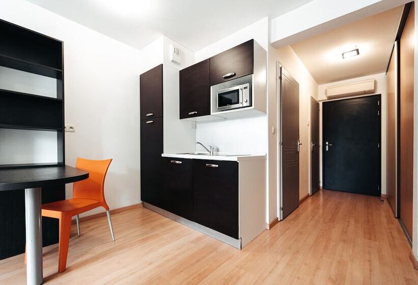 Appart City Classic Nantes  Carquefou