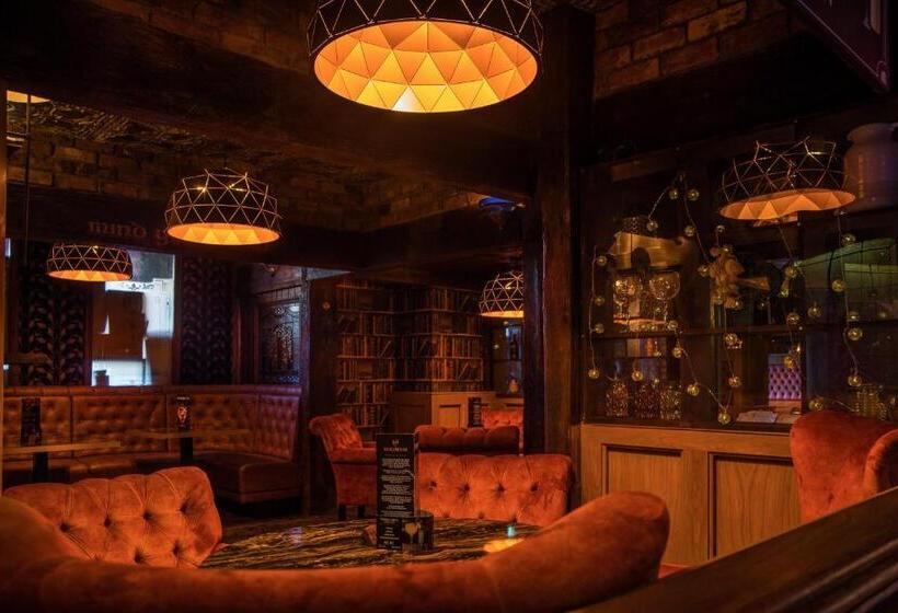 Holyrood Hotel   Leisure Centre & The Spa At Orchids