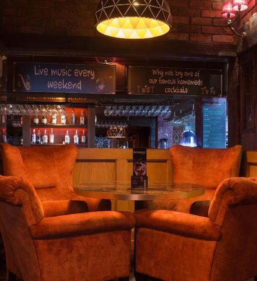 Holyrood Hotel   Leisure Centre & The Spa At Orchids