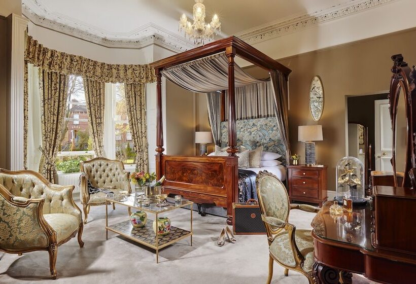 פונדק Ariel House