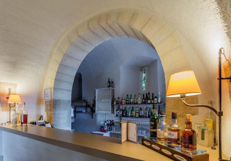 Garrigae Abbaye De Sainte Croix Hotel Et Table Provencale D Elegance