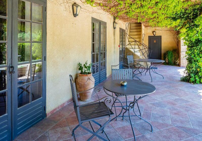 Garrigae Abbaye De Sainte Croix Hotel Et Table Provencale D Elegance