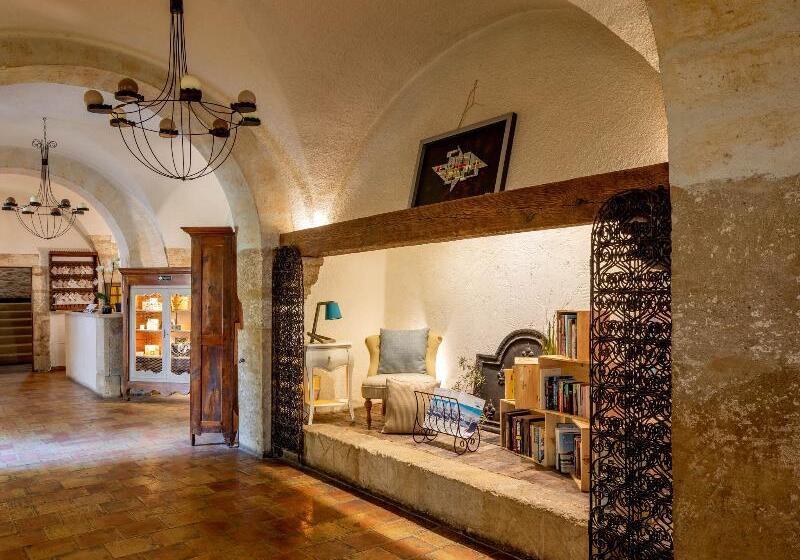 Garrigae Abbaye De Sainte Croix Hotel Et Table Provencale D Elegance