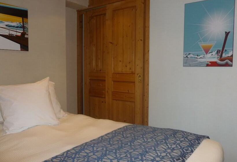 Отель Aiguille Du Midi Hôtel & Restaurant