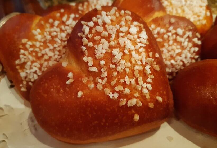 فندق Aiguille Du Midi   Hôtel & Restaurant