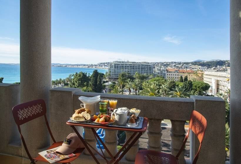 ホテル Albert 1er