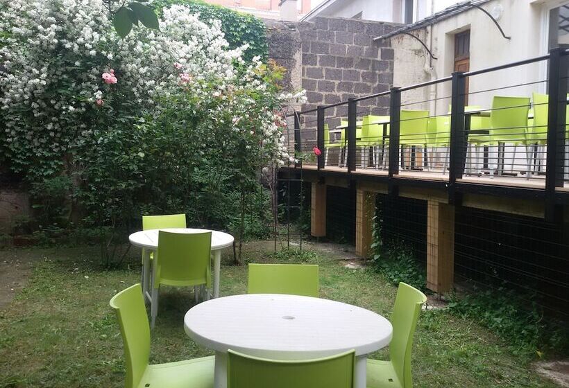 Отель Albert Elisabeth Gare Sncf