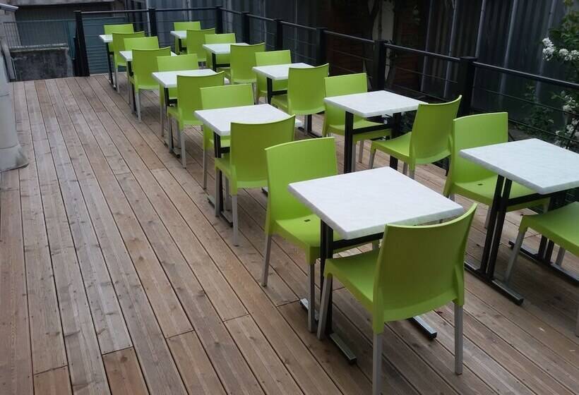 Отель Albert Elisabeth Gare Sncf