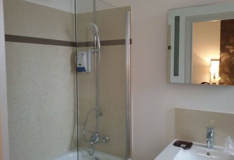 Отель Albert Elisabeth Gare Sncf